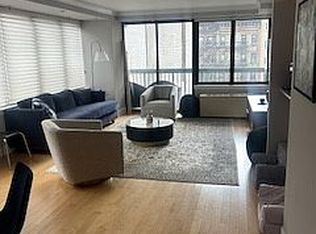 422 E 72nd St APT 3G, New York, NY