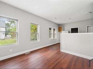 2217 E 71st St #1, Cleveland, OH 44103