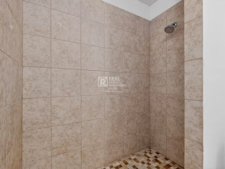 5217 Aberdean Trl — Photo 27