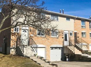 120 Quigley Rd #60, Hamilton, ON L8K6L4