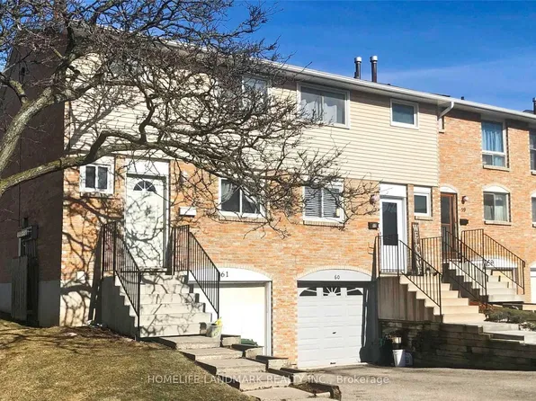 120 Quigley Rd #60, Hamilton, ON L8K 6L4