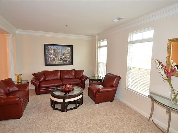 4th image of 234 Urban Ave #234