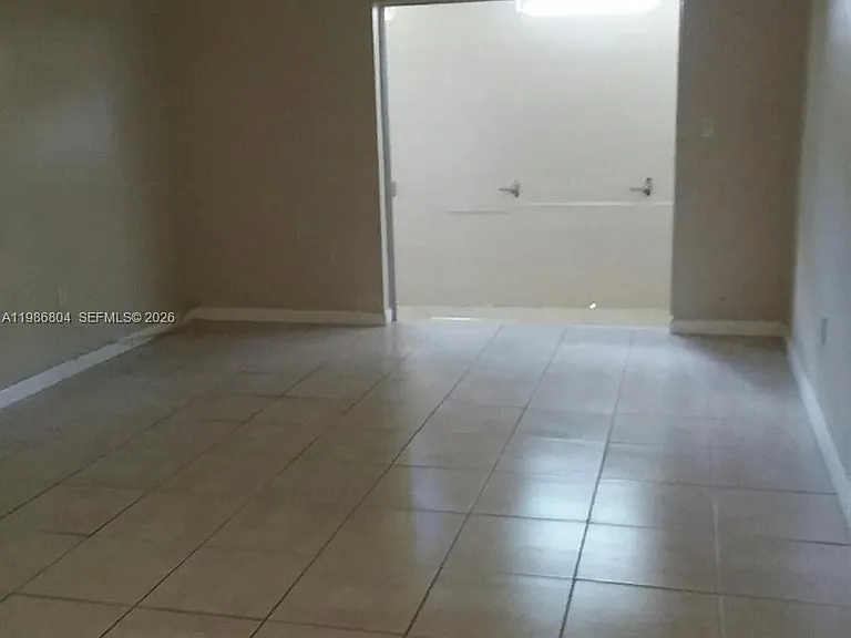 140 Royal Palm Rd #107 — Photo 3