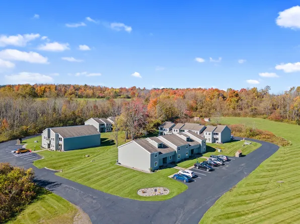 2467 State Route 80 APT B10, La Fayette, NY 13084