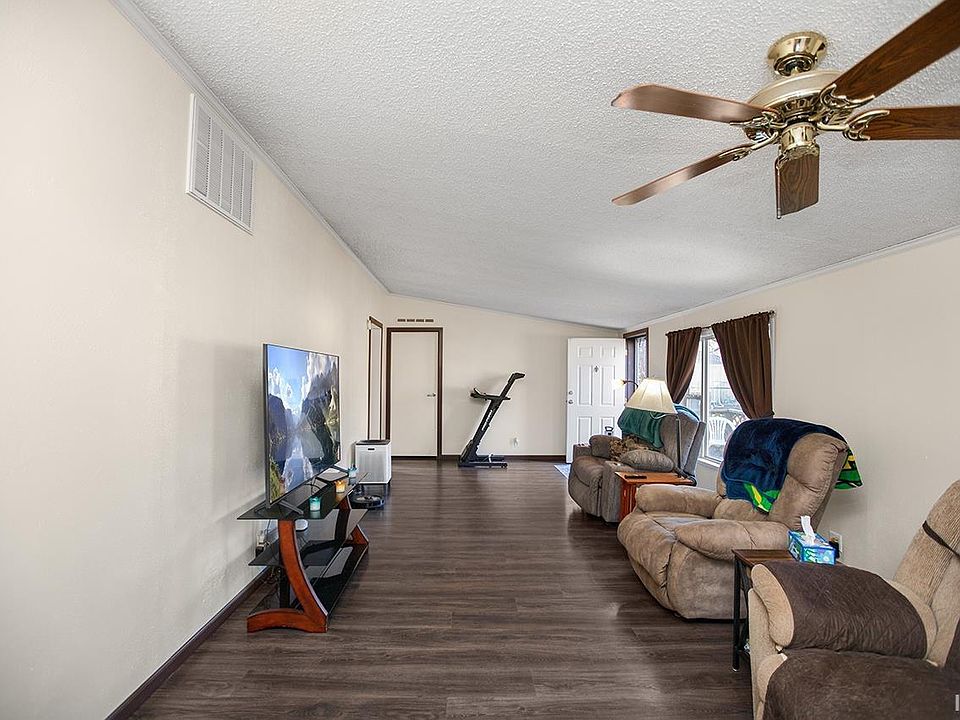 51844 County Road 9
