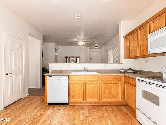 5th image of 1909 W Kuralt Dr