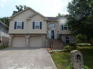 102 Edgewater Pl, Hendersonville, TN 37075