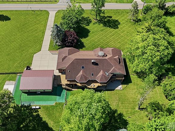 2nd image of 2546 Lantz Rd
