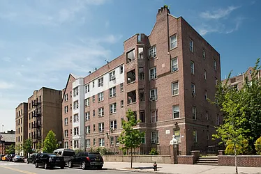 120 Vermilyea Avenue in Inwood