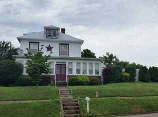 313 D0dd St, Middlebourne, WV 26149