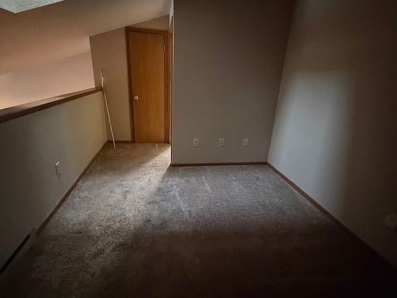 4th image of 204 E Oak St #Oa204c-137