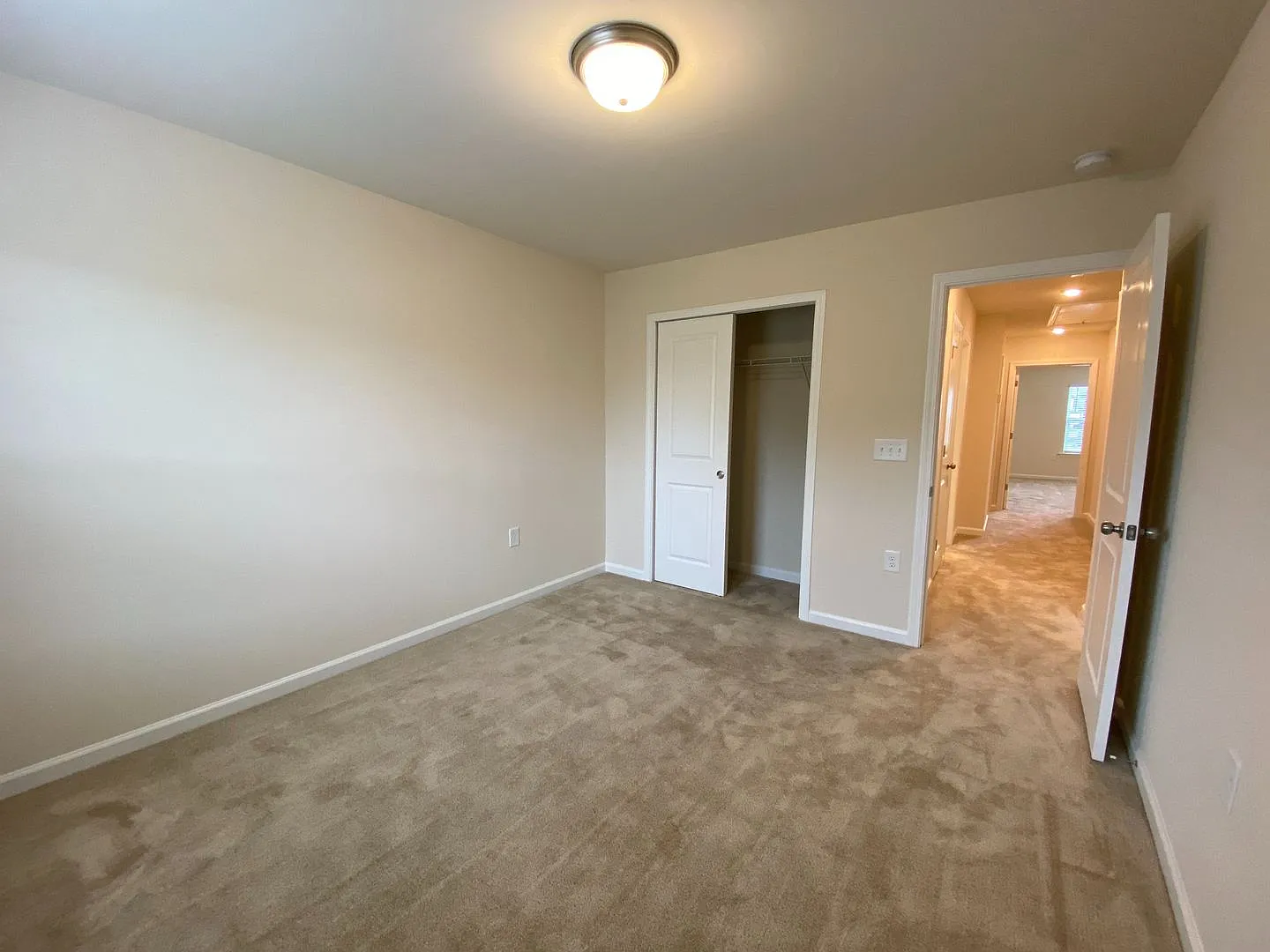 Room in 3 Bedroom Townhome at Talley St — Photo 4