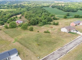 435 Scenic Dr, Truro, IA 50257