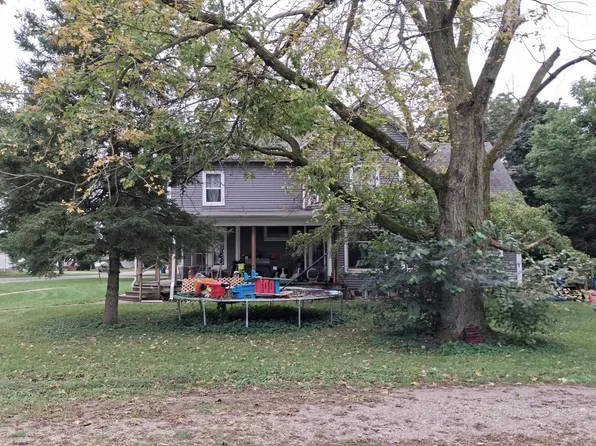 501 S Jackson St, Flanagan, IL 61740