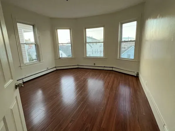 23 Springfield St #3, Lawrence, MA 01843