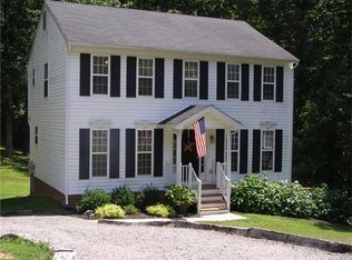 190 Black Creek Ln, Aylett, VA 23009