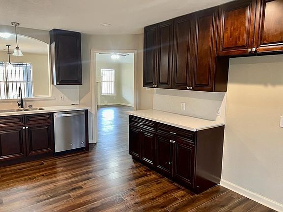 3rd image of 14710 Hamstead Park Dr