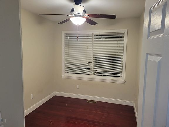 2nd image of 17 S 7th Ave Floor 1