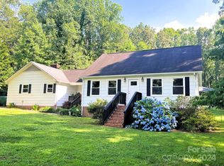 211 Todd Dr, Bessemer City, NC 28016