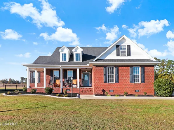 401 Ellington Way, La Grange, NC 28551