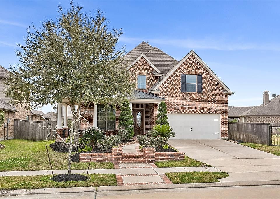 1st image of 19019 Crest Cove Dr
