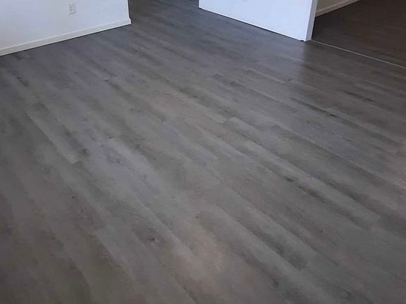 2nd image of 316 Riggs Ln