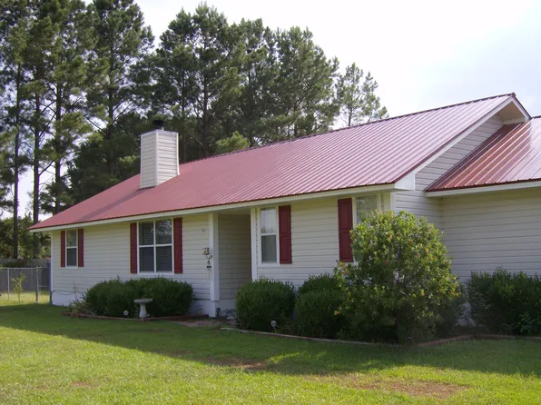 19 Beech Rd, Hazlehurst, GA 31539
