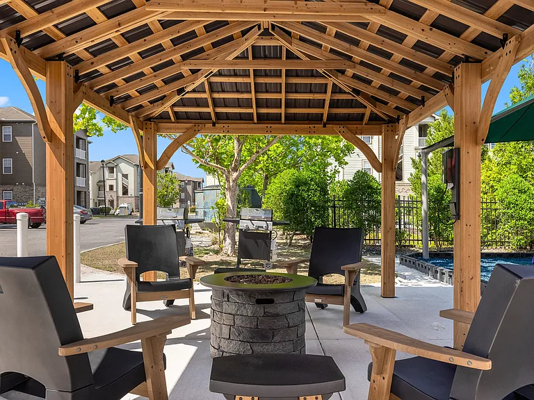 Aspen Ridge Apartments — Photo 18