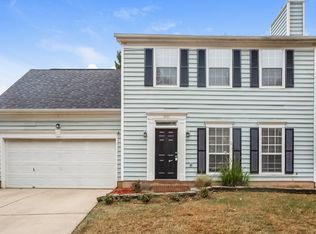 2711 Clarencefield Dr, Charlotte, NC 28216
