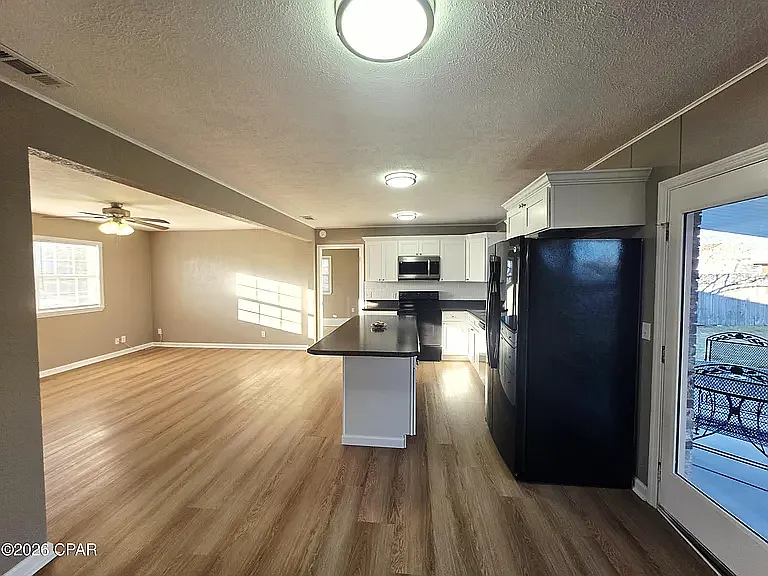 103 S Charlene Dr — Photo 7