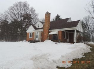 440 Four Mile Rd NW, Comstock Park, MI 49321