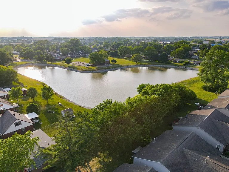 165 Westhaven Dr — Photo 61