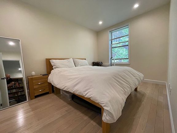 5th image of 231 W 25th St APT 7A