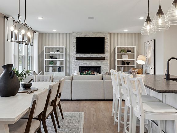 Seamless spaces that bring living, dining, and entertaining together.