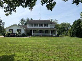 16276 N Briarwood Dr, Effingham, IL 62401