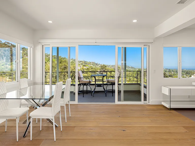 813 E Anapamu St #Penthouse B — Photo 24