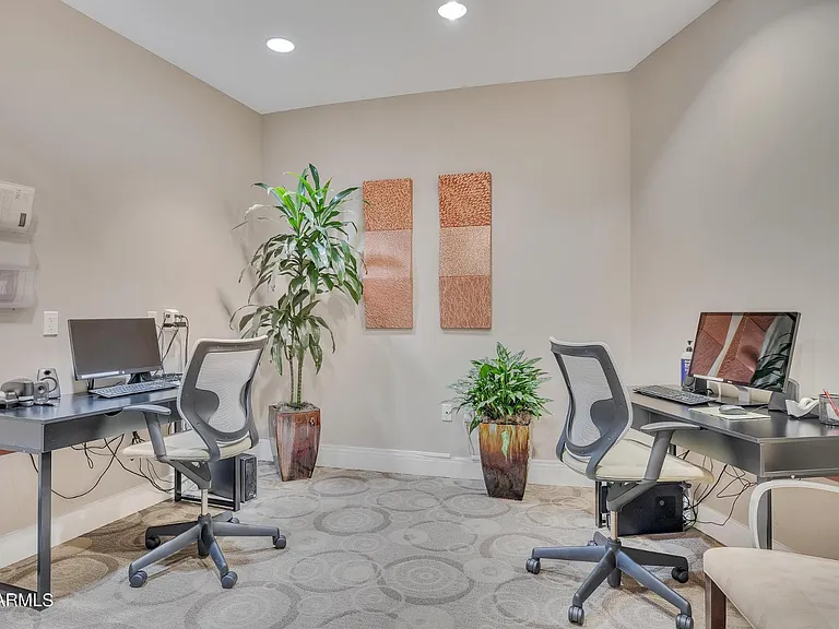 2211 E Camelback Rd #604 — Photo 52