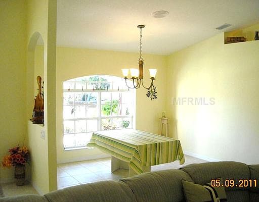 4th image of 15169 Wymore Ave