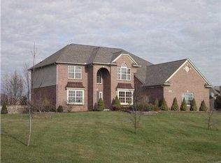 586 Hobart Ct, Saline, MI