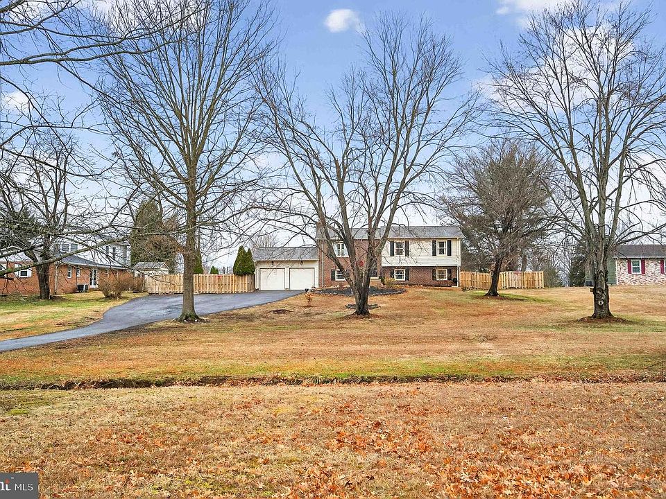 1st image of 10314 Reid Ln