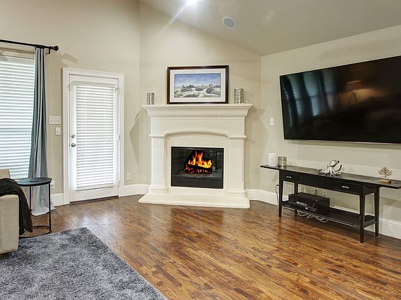 GreatRm-Fireplace4800.jpg