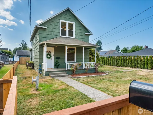 322 S Ferry Ave, Monroe, WA 98272