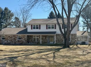 1048 W Niels Ln, West Chester, PA 19382