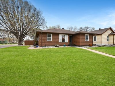322 12th St N, Moorhead, MN, 56560
