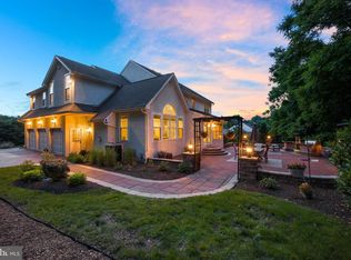 208 Glen Riddle Rd, Media, PA 19063