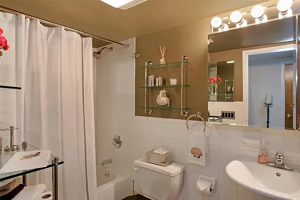 Sold by Douglas Elliman | media 16