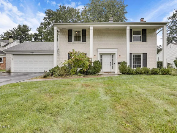 5959 Granville Dr, Sylvania, OH 43560