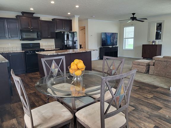 2nd image of 292 Bayview Rd #249