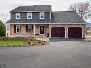 368 Big Spring Rd, Robesonia, PA 19551