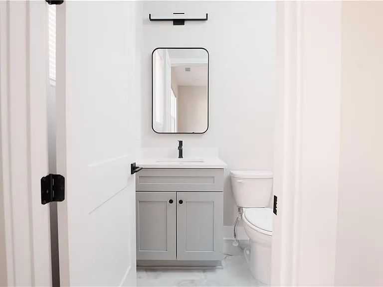 606 Glenwood Pl SE #A — Photo 10